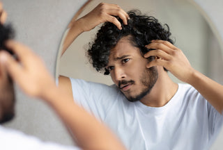 Extreme Dandruff 101: Causas, tratamiento y remedios