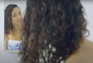 CURLY HAIR - WHAT MAKES IT GO FRIZZY