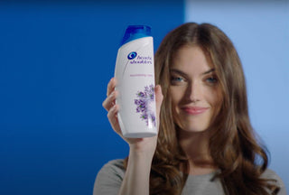 HOW TO KEEP DANDRUFF AT BAY FOR LONGER